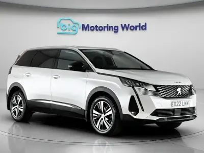 Second-hand Peugeot 5008 Allure Premium 130 CP (95 kW) 2022 Alb SUV