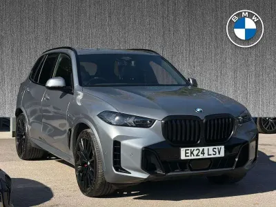 Używany BMW X5 M Sport 490 KM (360 kW) 2024 Szary SUV
