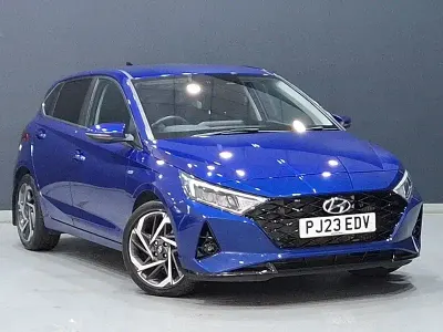 Used Hyundai i20 Premium 100 HP (73 kW) 2023 Blue Hatchback