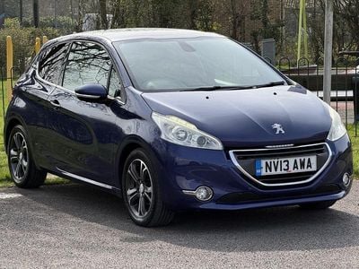 Used Peugeot 208 68 HP (50 kW) 2013 Blue Hatchback