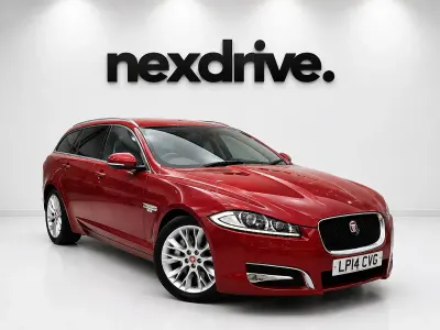 Used Jaguar XF R-Sport 200 HP (147 kW) 2014 Red Estate