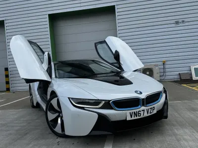 Used BMW i8 Performance 362 HP (266 kW) 2017 Multicolour Coupe