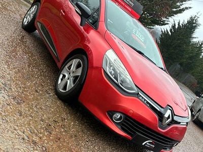 Used Renault Clio IV Dynamique 90 HP (66 kW) 2016 Red Hatchback