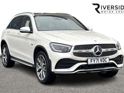 Used Mercedes GLC300e AMG line 320 HP (235 kW) 2021 White Estate