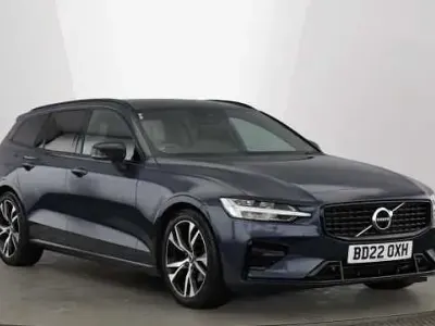 Used Volvo V60 R-Design 161 HP (118 kW) 2022 Estate