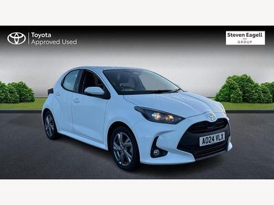 White Used 2024 Toyota Yaris Hybrid Hatchback | £17,823 (Good price)