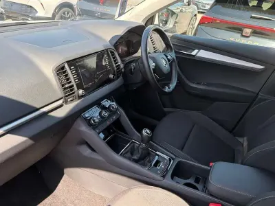 Used Skoda Karoq SE Drive 147 HP (108 kW) 2022 White SUV