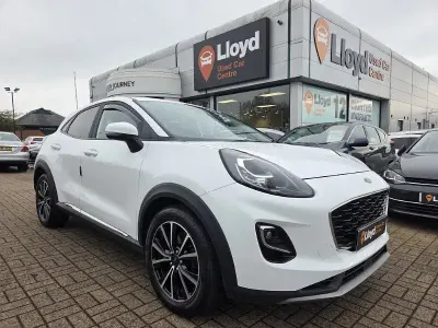 Używany Ford Puma Titanium 100 KM (73 kW) 2020 Biały SUV