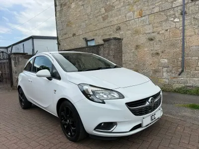 Used Vauxhall Corsa SRi 75 HP (55 kW) 2017 White Hatchback
