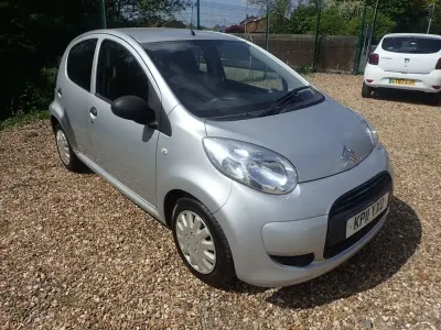 Używany Citroën C1 68 KM (50 kW) 2011 Szary Hatchback