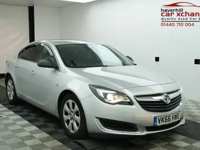 Używany Vauxhall Insignia S 136 KM (100 kW) 2016 Srebrny Hatchback