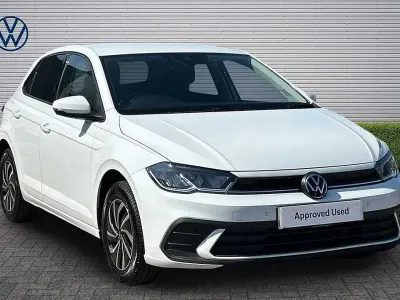 Used VW Polo Life 95 HP (69 kW) 2023 White Hatchback