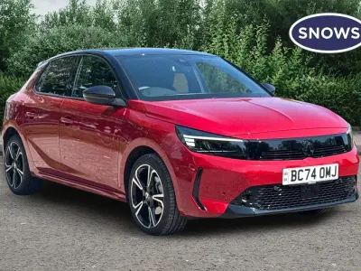 Used Vauxhall Corsa S 100 HP (73 kW) 2025 Carmin red Hatchback