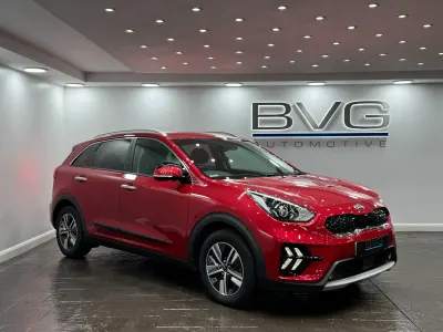 Używany Kia Niro 141 KM (103 kW) 2020 Czerwony SUV