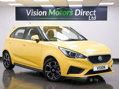 Usado MG MG3 Excite 106 HP (77 kW) 2022 Amarelo Citadino