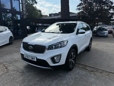 Used Kia Sorento 200 HP (147 kW) 2017 White SUV