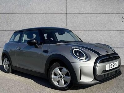 Used Mini Cooper Classic 134 HP (98 kW) 2023 Silver Hatchback
