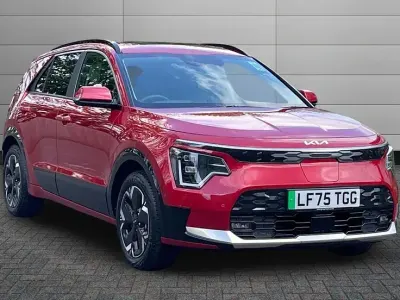 Used Kia e-Niro 147 kW (201 HP) 2026 Runway red SUV
