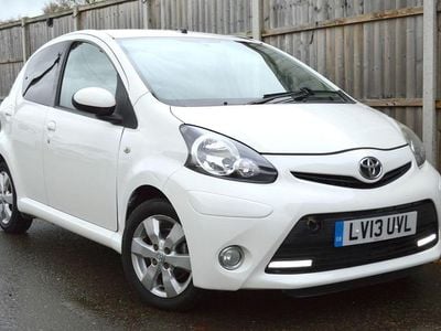 White Used 2013 Toyota Aygo Hatchback | £4,149 (Fair price)