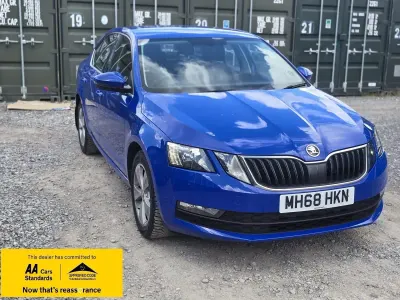 Used Skoda Octavia SE Technology 115 HP (84 kW) 2019 Blue Hatchback