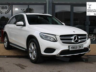 Used Mercedes GLC250 211 HP (155 kW) 2018 White Estate