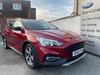 Used Ford Focus Active 125 HP (91 kW) 2019 Red Estate