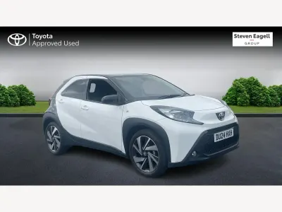 Used Toyota Aygo X 72 HP (52 kW) 2024 White SUV