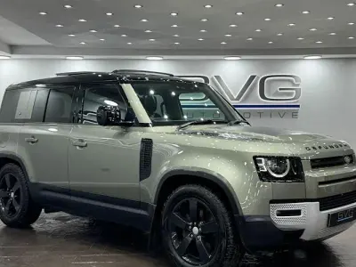 Used Land Rover Defender First Edition 250 HP (183 kW) 2021 SUV