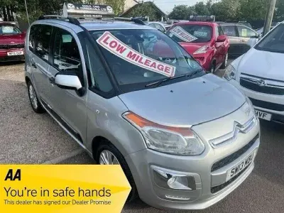 Begagnad Citroën C3 Picasso Exclusive 120 HK (88 kW) 2013 Silver Minibuss