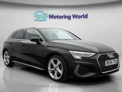 Begagnad Audi A3 Sportback S-Line 150 HK (110 kW) 2024 Svart Halvkombi