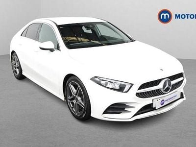 Begagnad Mercedes A250 AMG line 224 HK (164 kW) 2020 Vit Sedan