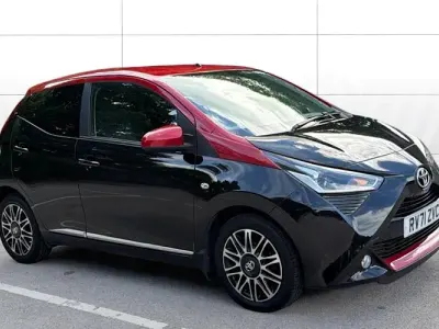 Used Toyota Aygo X-clusiv 72 HP (52 kW) 2021 Black Hatchback