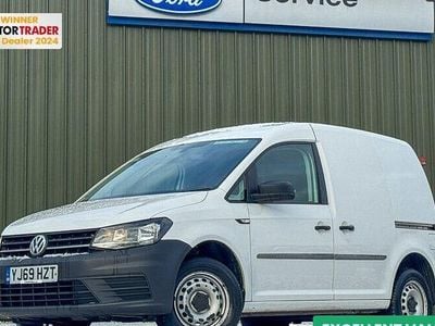 Begagnad VW Caddy Startline 102 HK (75 kW) 2019 Vit Minibuss