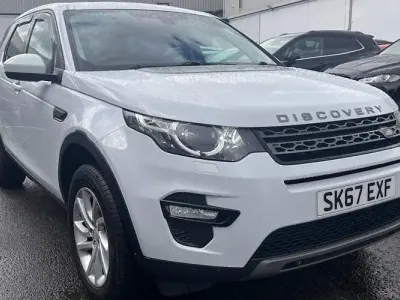 Used Land Rover Discovery 5 SE 179 HP (131 kW) 2019 SUV