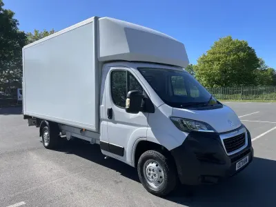Used Peugeot Boxer S 140 HP (102 kW) 2021 White Van