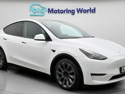 Used Tesla Model Y Long Range AWD 378 kW (514 HP) 2022 White SUV