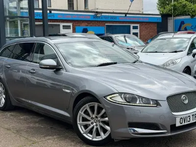Used Jaguar XF Premium Luxury 200 HP (147 kW) 2013
