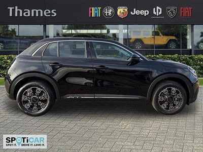 Nowe Fiat 600 S 134 KM (98 kW) 2026 Czarny SUV