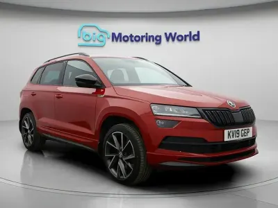 Begagnad Skoda Karoq SportLine 150 HK (110 kW) 2019 Röd SUV