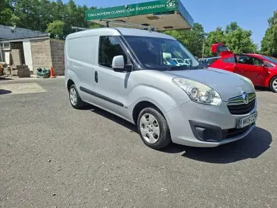Used Vauxhall Combo Sportive 89 HP (65 kW) 2015 Silver MPV