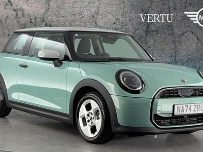 Used Mini Cooper Classic 156 HP (114 kW) 2024 Green Hatchback
