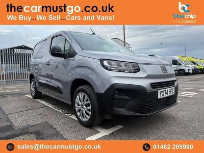 Used Fiat Doblò S 100 HP (73 kW) 2024 Grey MPV