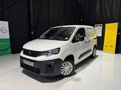 White Used 2021 Peugeot Partner MPV | £8,395 (Good price)