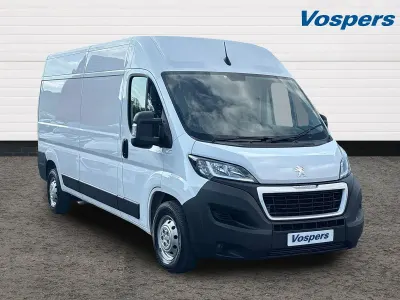 Used Peugeot Boxer Premium 140 HP (102 kW) 2024 White Van