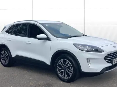 Used Ford Kuga Titanium 150 HP (110 kW) 2023 White SUV