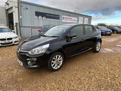 used Renault Clio IV 1.5 DYNAMIQUE NAV DCI 5d 89 BHP