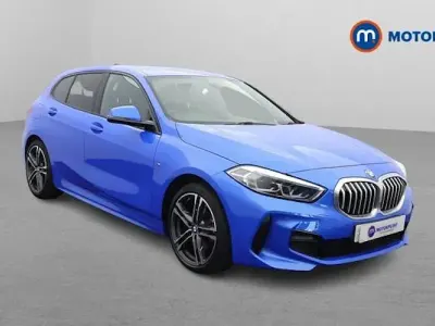 Używany BMW 118 M Sport 136 KM (100 kW) 2024 Niebieski Hatchback