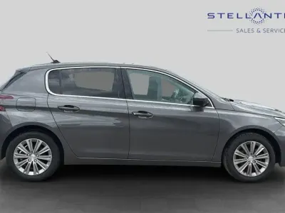 Second-hand Peugeot 308 Allure Premium 129 CP (94 kW) 2021 Gri Hatchback