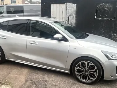 Used Ford Focus ST-Line X 125 HP (91 kW) 2023 Silver Hatchback