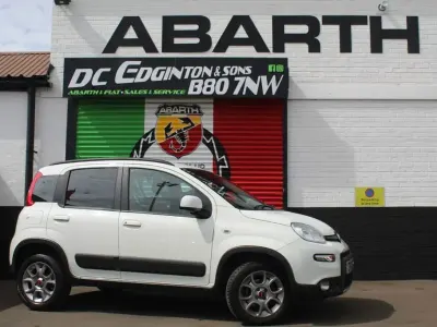 Used Fiat Panda Trekking 95 HP (69 kW) 2016 White Hatchback